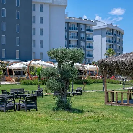 Royal Towers Lara Kemeragzi