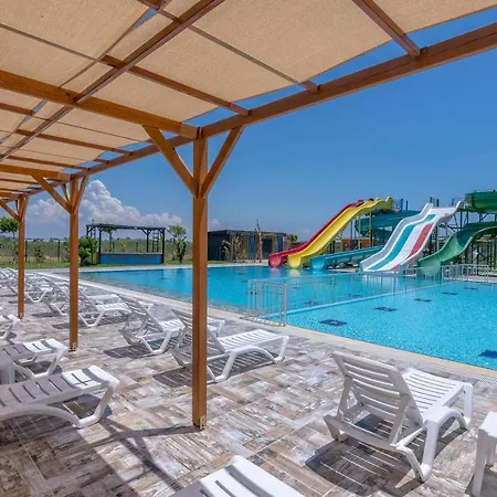 מלון Royal Towers Lara Kemeragzi