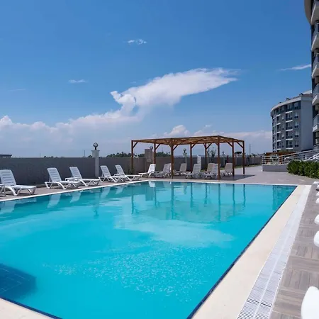 מלון Royal Towers Lara *