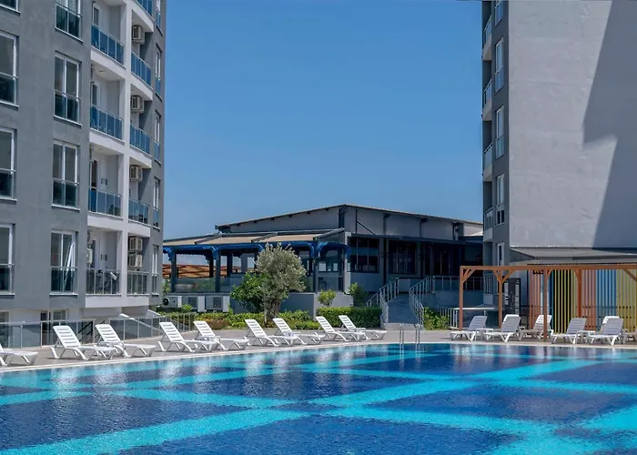 Royal Towers Lara *