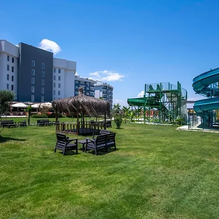 Royal Towers Lara Hotel Kemeragzi