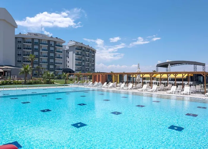 Royal Towers Lara Hotel