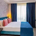 فندق Royal Towers Lara *